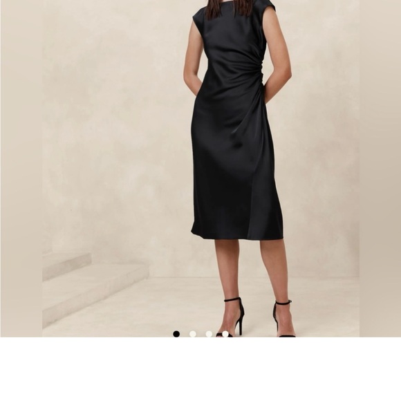 Banana Republic Factory Red Ruched Dress - Picture 7 of 10